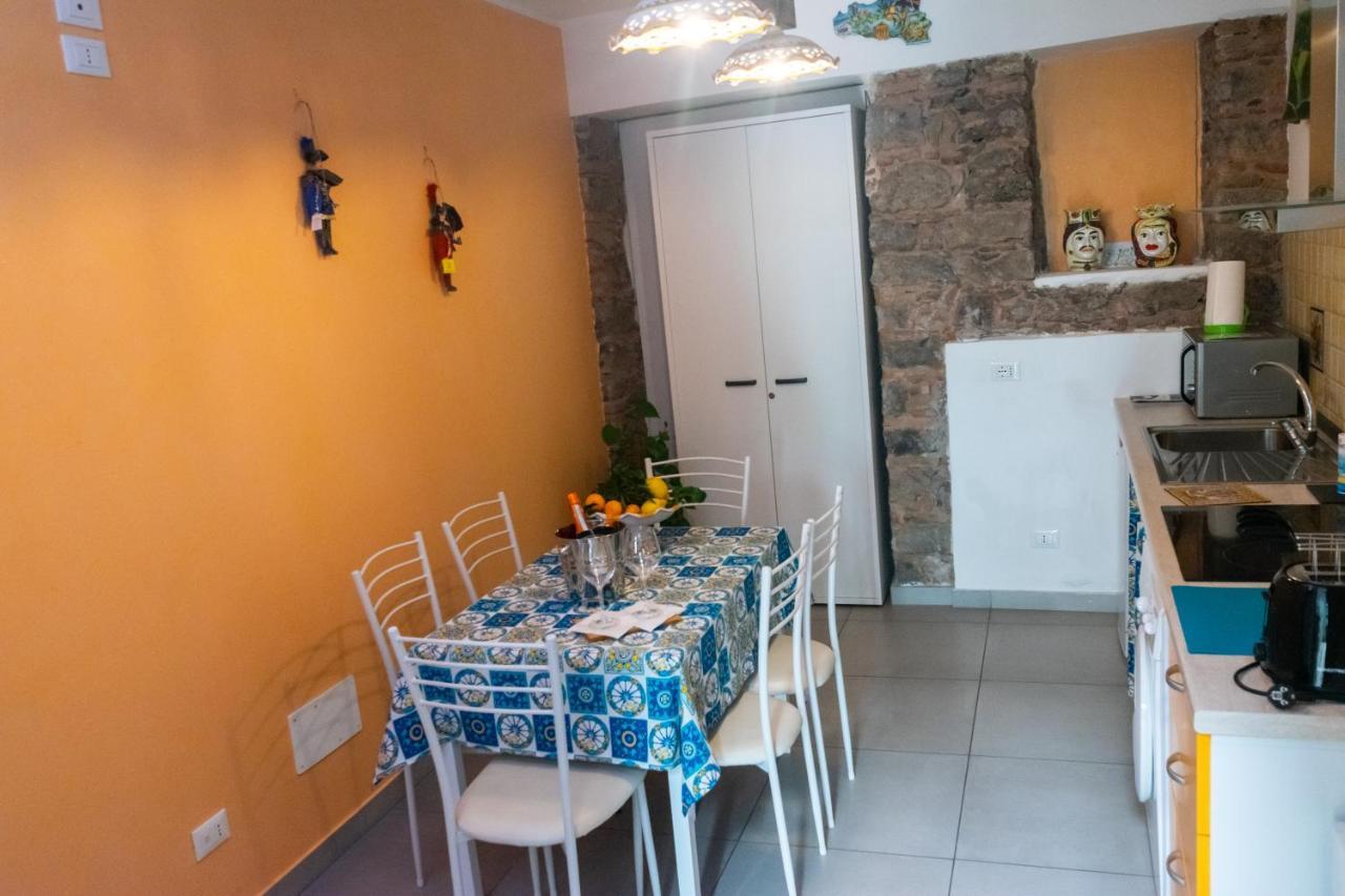 La Zagara Apartment Aci Castello Bagian luar foto
