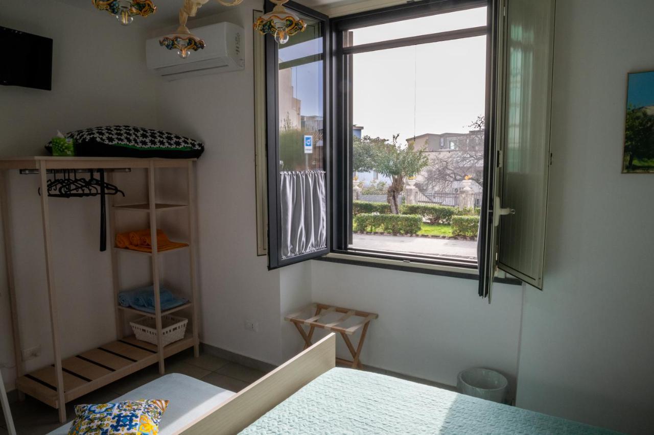 La Zagara Apartment Aci Castello Bagian luar foto