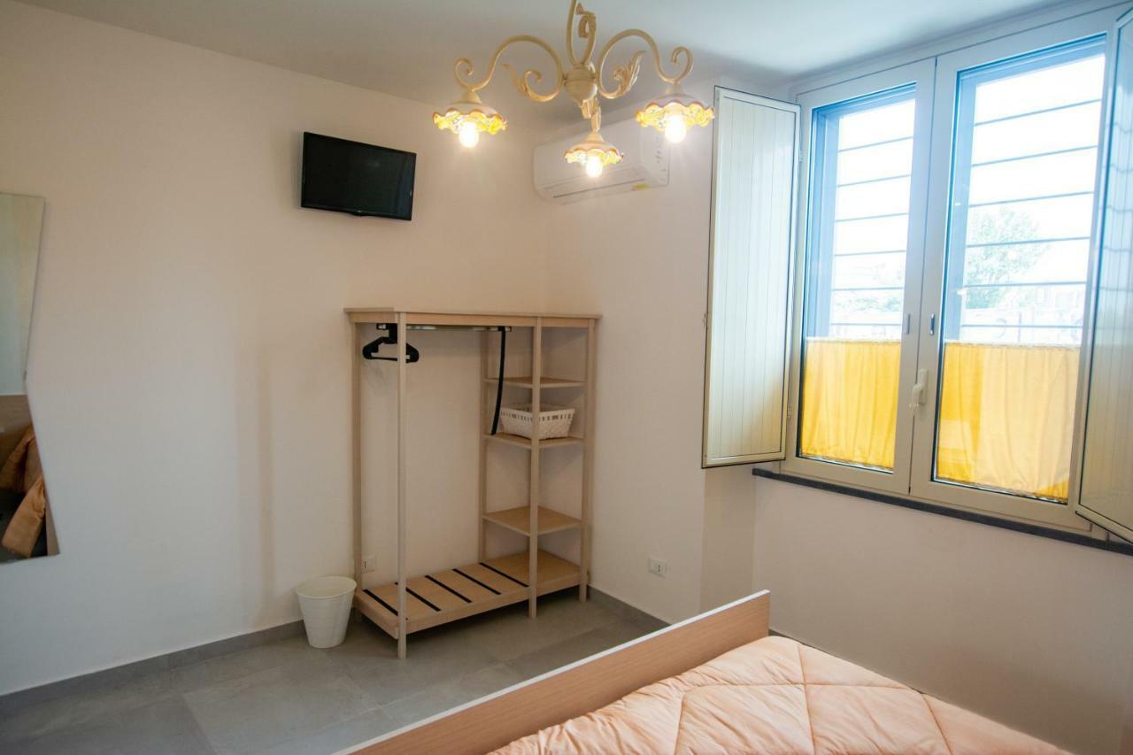 La Zagara Apartment Aci Castello Bagian luar foto